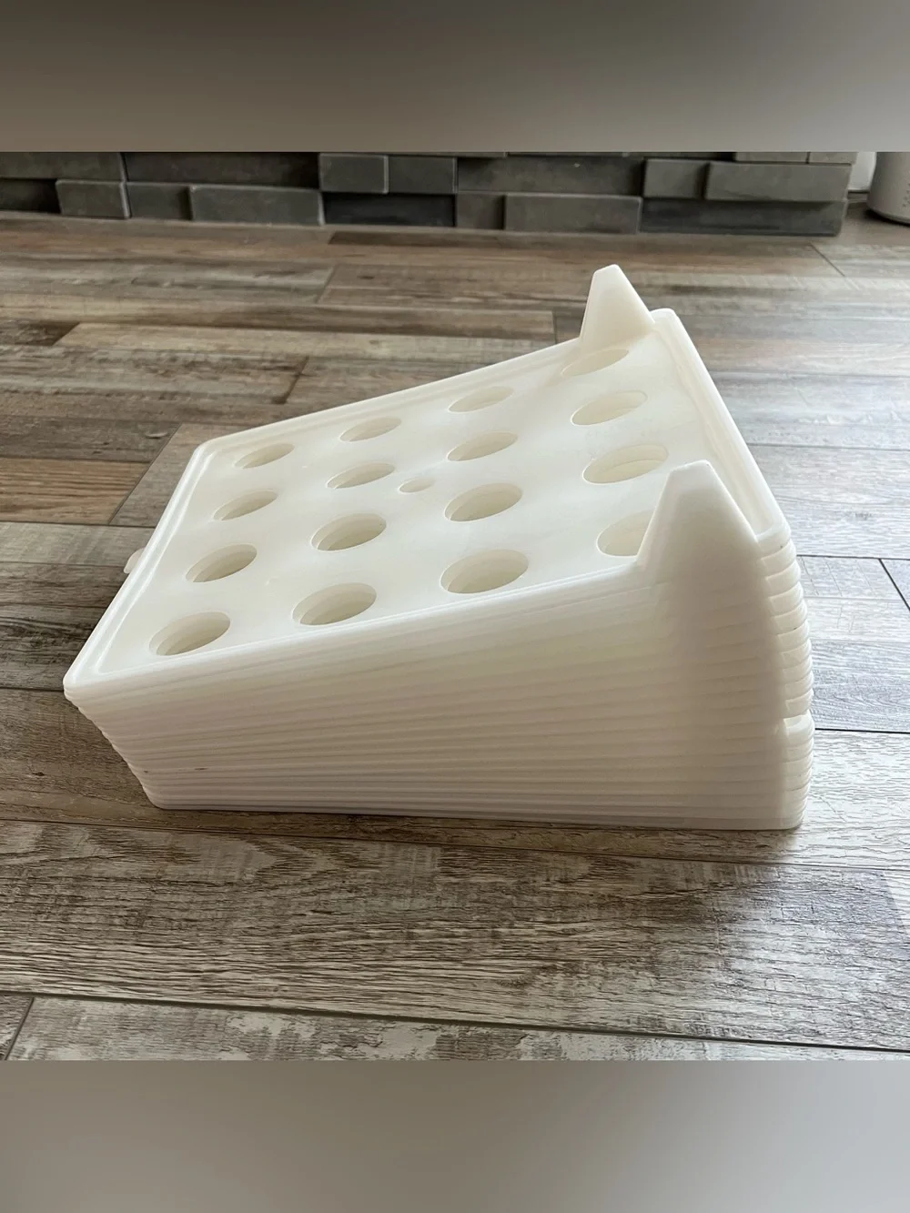 18 White Stackable Clothes Organizer Boards